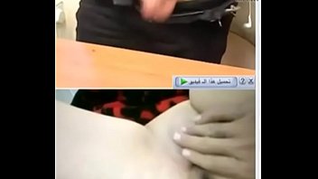 Open my wife pussy in webcam