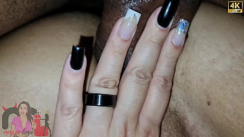 Meu amrido em entregou para esse puto somente porque ele tem o pau gigante me arrombou todinha