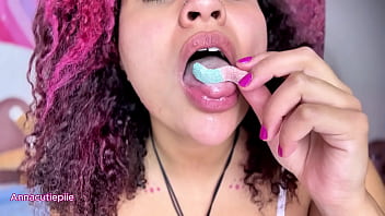Vore asmr eating gummy worms close up
