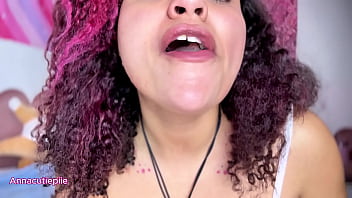 Vore asmr eating gummy worms close up