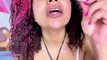 Vore asmr eating gummy worms close up