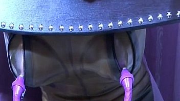 Slave girl looking for some hot time