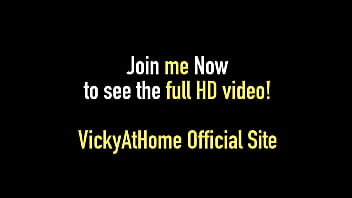 Huge boobed sexbomb vicky vette jams her dildo in her mature big booty