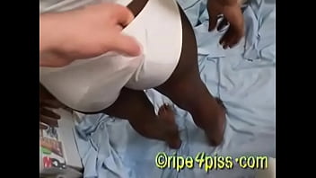 Ebony girl kimmy lets white man drain the weasel in her mouth