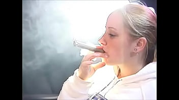 Cigar chix vol 1 2 30 mins