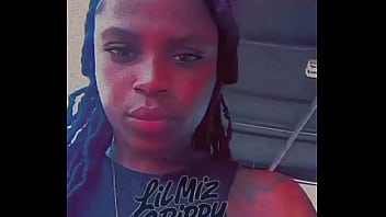 Happy tuesday ft the tightest girp i'm feeling healthy and happy working i'll be back right afte