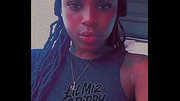 Happy tuesday ft the tightest girp i'm feeling healthy and happy working i'll be back right afte