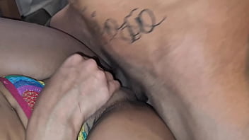 Sexo radical com pisada na cara