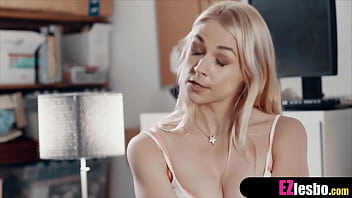 Rough quickie fuck with a hot goddess