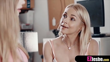 Rough quickie fuck with a hot goddess