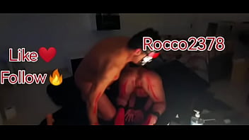 Moglie viene penetrata dal suo uomo con dildo e dominata analmente Moglie viene penetrata dal suo uomo con dildo e dominata analmente