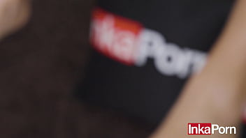 Milf tetona peruana gia white deja a todos sin aliento con sus hermosas tetas y redondo culo blanco