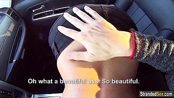 Teen police latoya unwinds with a stranger in his car