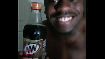 Who wants some caffeine free rootbeer soda beverage with rootbeer flavored anus for free 2