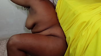 Metir tao forte na buceta da rapariga que ela tirou meu pau de dentro pra gosar