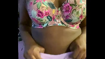 Upcoming underground artist & female rapper al casino black