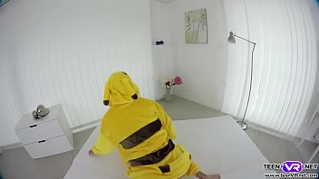 Vr pokemon teen nicole love toys her sweet pussy