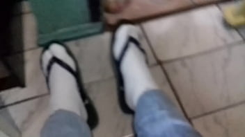 Se Excitando De Chinelo E Meia 2 Parte thumbnail