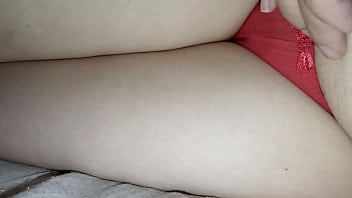 Gretala slip red e fica pelosa