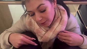 Coquette and brad pov je le suce et il éjacule dans ma bouche