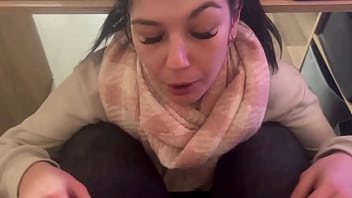 Coquette and brad pov je le suce et il éjacule dans ma bouche