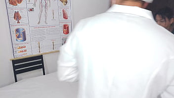 Casal de lésbicas foi a um ginecologista masculino