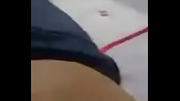 Amigo corno e sua esposa