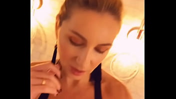 Coucou les zamours je vous souhaite une très belle journée en famille ou plus