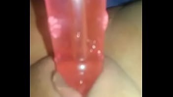 Masturbandome para mi esposo