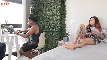 Ruivinha tatuada fudendo com o cunhado pirocudo