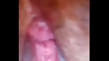 Masturbandose gordita