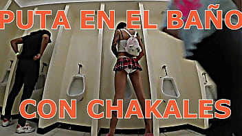 Flaquita Exhibe Sus Bragas A Los Chakales thumbnail