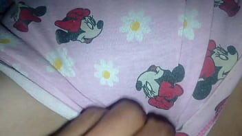 แหกหีนักเรียนสาวสวยเอาควยยัดรูแตด