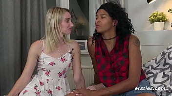 Lesbians Enjoy Sexy Fun Time thumbnail