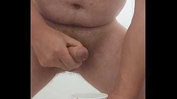 Imi Place Foarte Mult Sa Ma Masturbez La Webcam Si Sa Imi Beau Pisatul Si Sperma I Really Like To Masturbate On The Webcam And Drink My Piss And Cum thumbnail