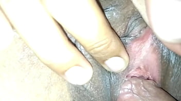 เสียวควยมากเมื่อยัดมันเข้ารูหี