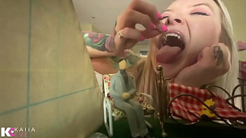 Day 4 breeding for feeding tiny experiment at goddess kaiia's tiny playhouse