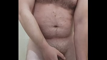 Imi Place Sa Ma Masturbez In Fata La Webcam Sa Imi Beau Pisatul Si Sperma thumbnail