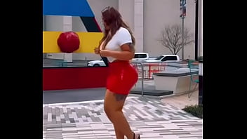 Algo pasado de lanza el trasero de mariela Algo pasado de lanza el trasero de mariela