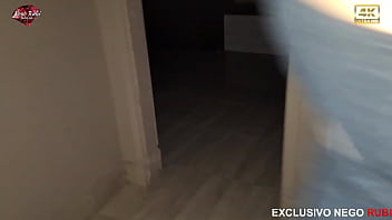 O pau do marido punheteiro era maior que o single safado