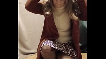 2025 09 23 esclave f exhib et humiliations en ville