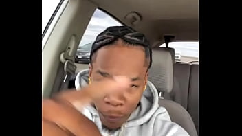 Finna go skydiving ️