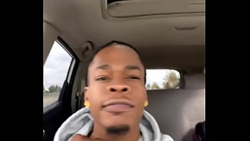 Finna go skydiving ️