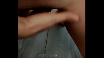 Orgasme baise avec creampie squirt et faciale