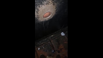 Fui No Glory Hole Não Sabia Quem Tava Leitando Mesmo Assim Deixei Todo Mundo Gozar thumbnail