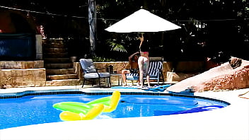 Emma haize poolside huge cock pov deepthroat blowjob and facial