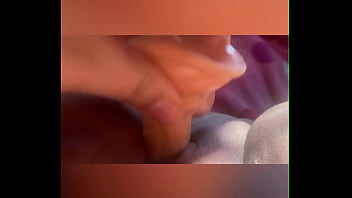 Pov desde me cabalgo deliciosa sobre la cámara y me doy rico con el dildo bajo el sol