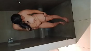 Se baña pa no sentirse sucia