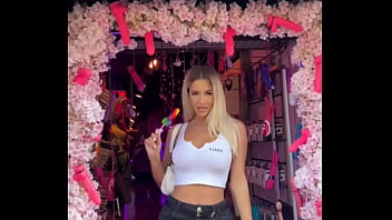 I Love Amsterdam Vixen Xbiz thumbnail