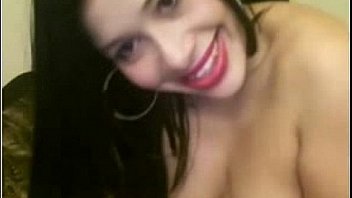 Sexy ass camgirl anal masturbates